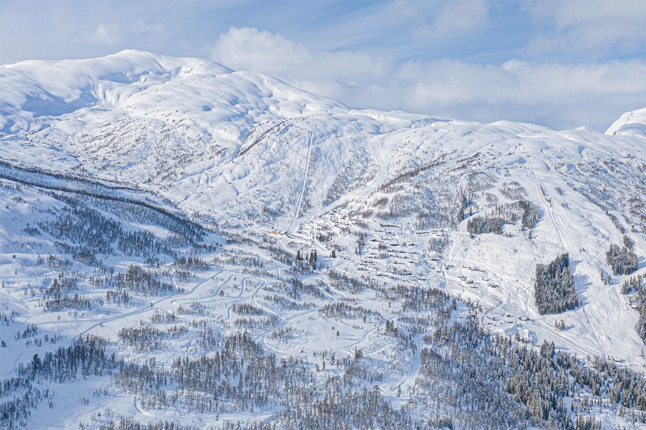 ÅPENT: Det blir rekordlang skisesong i Sogndal. Foto: Sogndal skisenter Sogndal skisenter