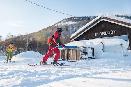 BLIR DET SOLGT?: Det er usikkert om det blir drift i Storegut på Raulandsfjell til vinteren. Men flere skal være interesserte. Foto: Vegard Breie Rauland raulandsfjell vierli rauland skisenter alpint snowboard fri flyt guide snowboard ski freeride