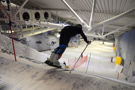 SNØ lørenskog hemsedal alpin ski snowboard skistar guide freeride