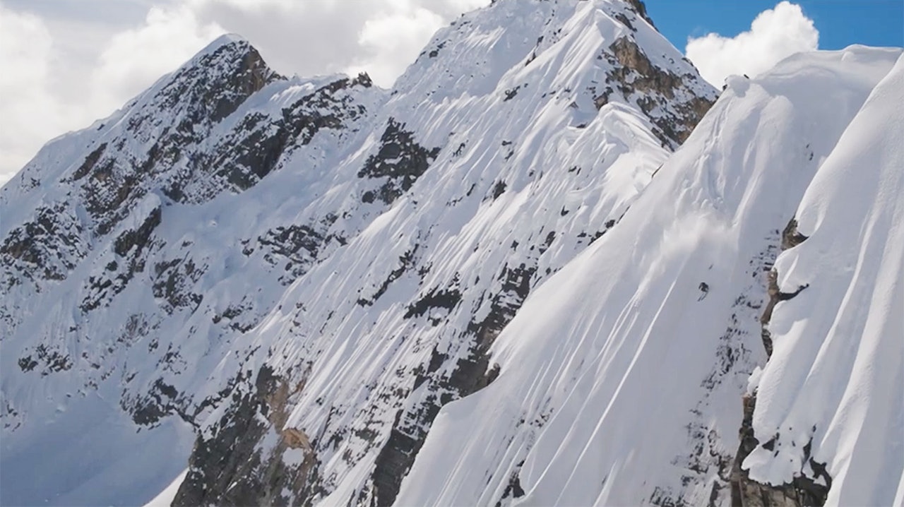 STOOOORE FJELL: Jérémie Heitz og Sam Anthamatten har brukt tre år på å lage La Liste 2 – filmen med det vi tipper er den råeste storfjellskjøringa noensinne. STOOOORE FJELL: Jérémie Heitz og Sam Anthamatten har brukt tre år på å lage La Liste 2 – filmen med det vi tipper er den råeste storfjellskjøringa noensinne.