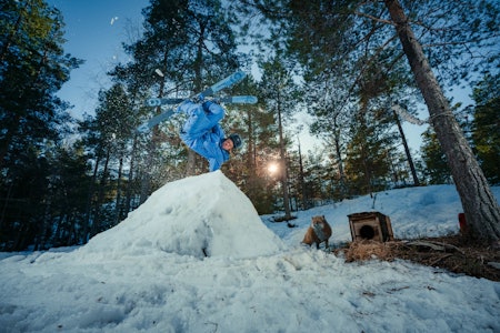 TILSKUER: Anders Backe fikk sjeldent mange firbeinte tilskuere på sitt siste stunt. Foto: Kyle Meyr Anders Backe Bjørneparken