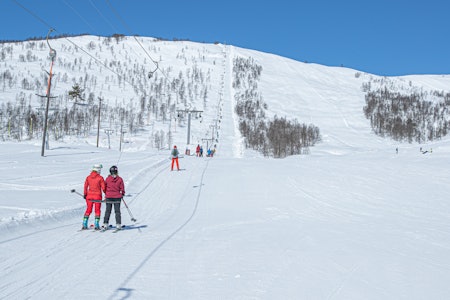ÅPNET I HELGA: Sogndal skisenter var blant skianleggene som holdt åpent i helga. Foto: Håvard Nesbø Sogndal skisenter