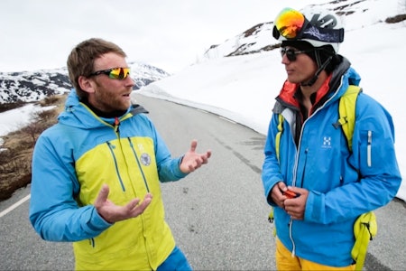 TOPPTUR VS FREERIDE? To av landets mest rutinerte skikjørere (Jørgen Aamot og Asbjørn Eggebø Næss) diskuterer om innholdet i ordet topptur er moden for justering. Bilde: Christian Nerdrum TOPPTUR VS FREERIDE? To av landets mest rutinerte skikjørere (Jørgen Aamot og Asbjørn Eggebø Næss) diskuterer om innholdet i ordet topptur er moden for justering. Bilde: Christian Nerdrum