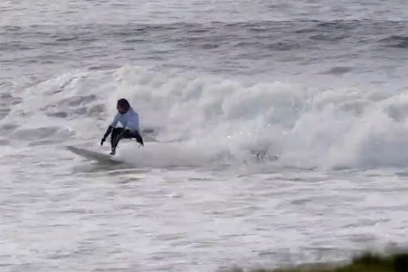 SURFING: Se surf-NM her. Foto: Skjermdump Surf-NM