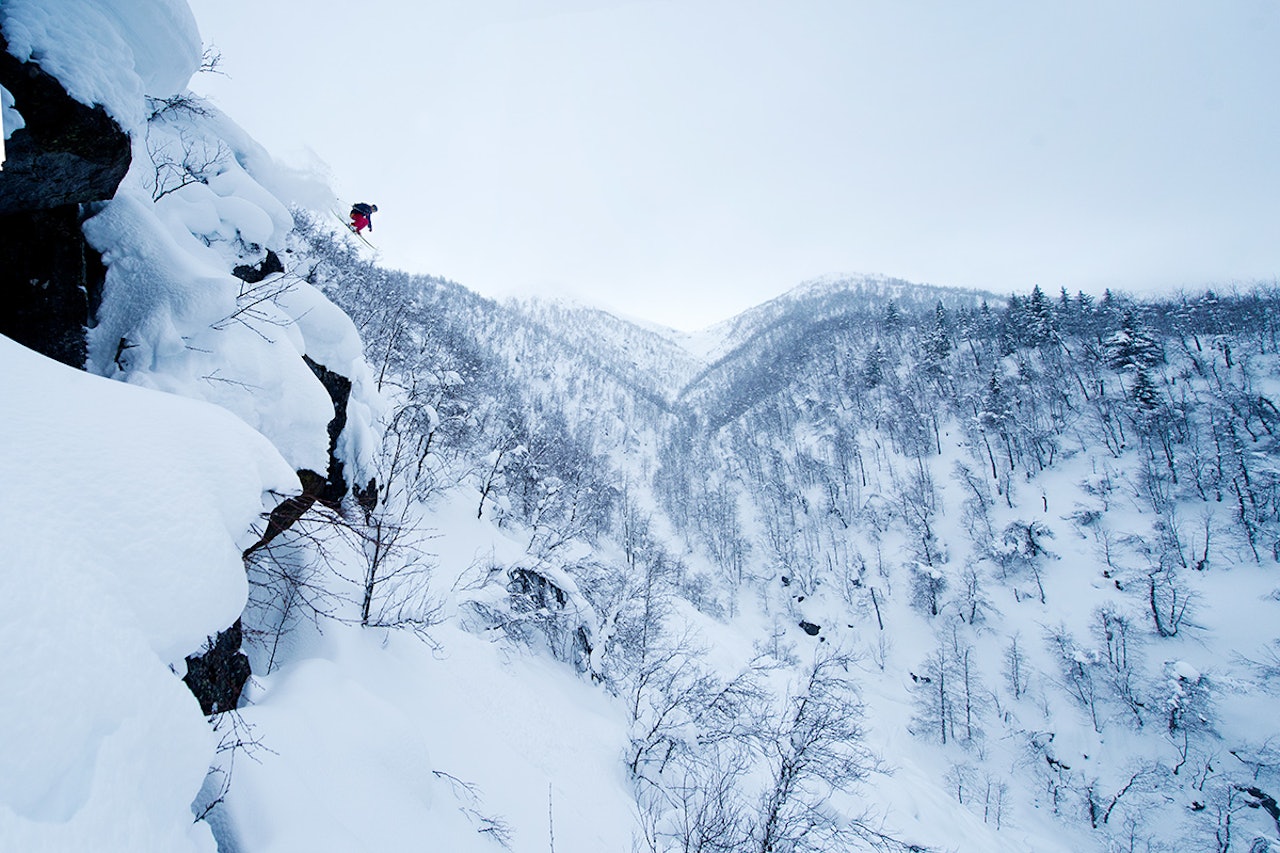 CATSKIING: Raudalen kan få catskiing allerede denne vinteren. Her fra da Torgrim Vole testet skianlegget i 2015. Foto: Vegard Breie