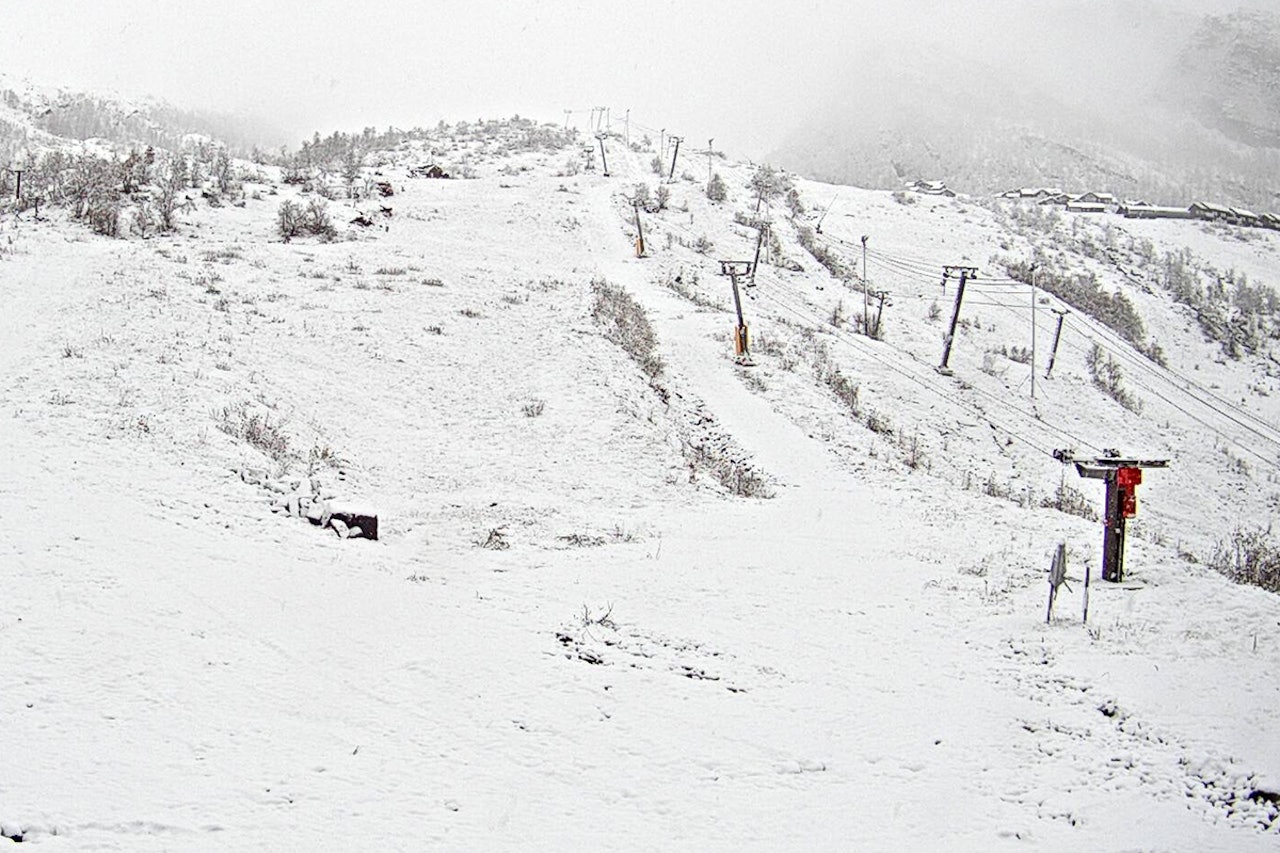 SNØ: Sånn ser det ut i Eikedalen akkurat nå. Foto: Eikedalen Skisenter Eikedalen snø