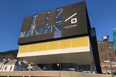 IKKE PLAGIAT: Dommen i Gulating lagmannsrett sier at denne logoen ikke er plagiat av Loen. Foto: Anders Holtet Voss Resort