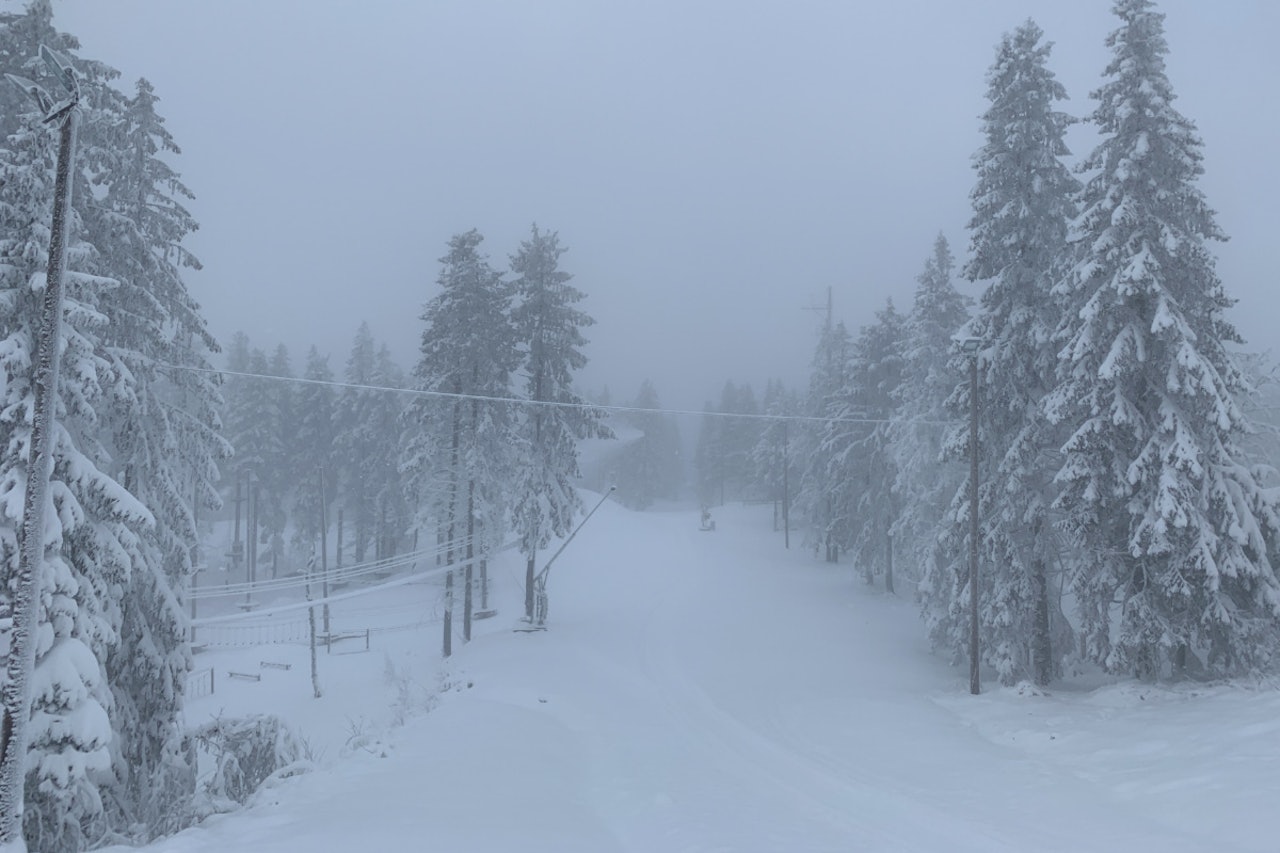 ÅPNER I HELGA: På lørdag åpner Hyttlibakken i Oslo Vinterpark. Slik ser det ut mandag formiddag. Foto: Espen Bengston / Oslo Vinterpark ÅPNER I HELGA: På lørdag åpner Hyttlibakken i Oslo Vinterpark. Slik ser det ut mandag formiddag. Foto: Espen Bengston / Oslo Vinterpark