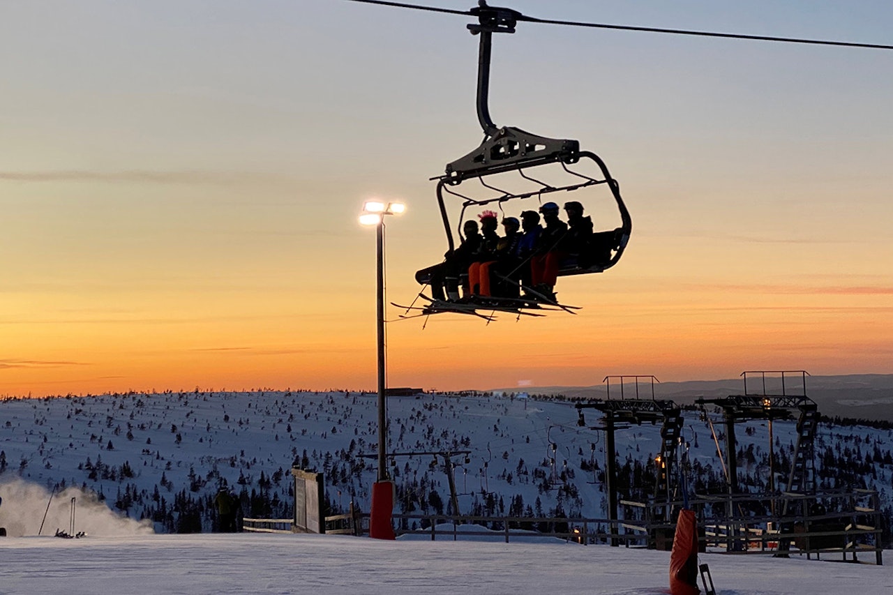 FEST: Skistar sparker flere ansatte etter fester i koronapandemien. Foto: Skistar Sälen