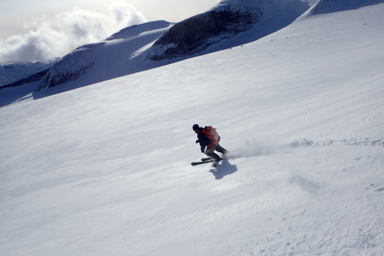 LOM SKIFESTIVAL: Til helga arrangeres Lom Skifestival. Slik ser området ved Gladhøe ut nå. Foto: Rønnaug Stjernvang/Gjendeguiden LOM SKIFESTIVAL: Til helga arrangeres Lom Skifestival. Slik ser området ved Gladhøe ut nå. Foto: Rønnaug Stjernvang/Gjendeguiden