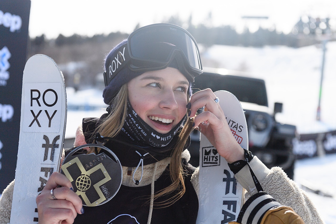 MISHANDLING: Kelly Sildaru anklager faren for mishandling. Her fra X Games - en konkurranse hun har hatt stor suksess i. Foto: ESPN Kelly Sildaru father