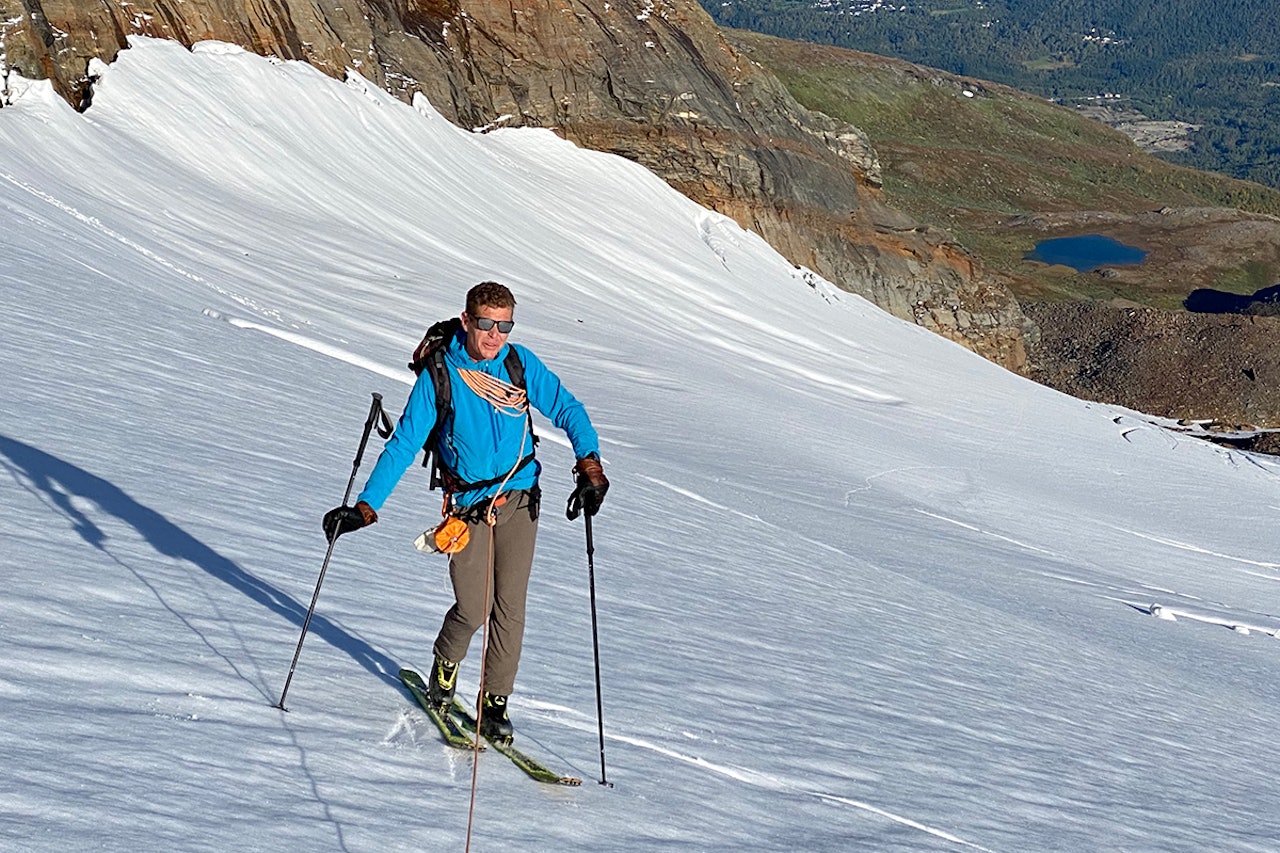 FIN SKIKJØRING: Micke af Ekenstam og Kaj Sønnichsen fikk fin skikjøring på Den Sovende Dronning. Foto: Micke af Ekenstam Den sovende dronning narvik topptur