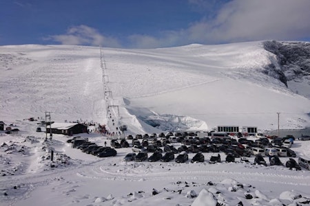 JUVASS: Galdhøpiggen Sommerskisenter stenger for sesongen. Her fra da Fri Flyt var i skianlegget i høstferien. Foto: Erlend Sande