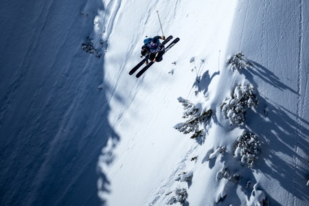 FINE FORHOLD: Pudder og greier under søndagens FWT-runde i Østerrike. Foto: Jeremy Bernard FWT Fieberbrunn