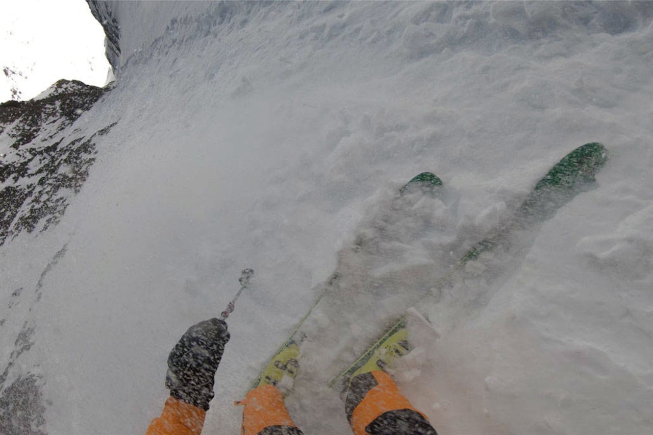 POV: Her er Hilaree Nelson på vei ned renna. Foto: Hilaree Nelson POV: Her er Hilaree Nelson på vei ned renna. Foto: Hilaree Nelson