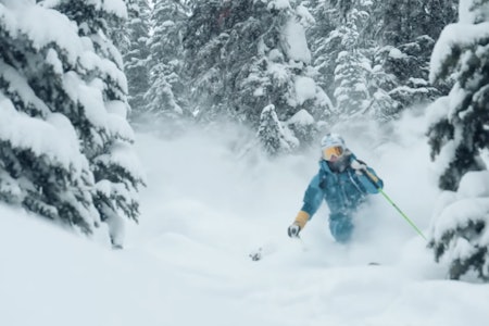 PUDDERFEST: Se Hedvigs pudderfest i Canda. Foto: Skjermdump PUDDERFEST: Se Hedvigs pudderfest i Canda. Foto: Skjermdump