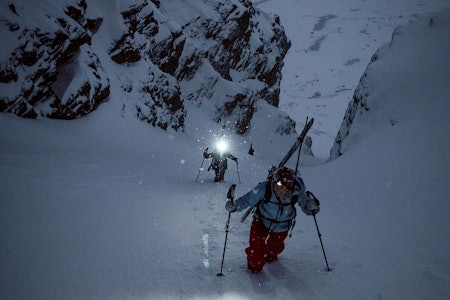 RENNE: Merrick Mordal og Emma Sunnefeldt på vei opp renna. Foto: Nikolai Schirmer Nikolai Schirmer