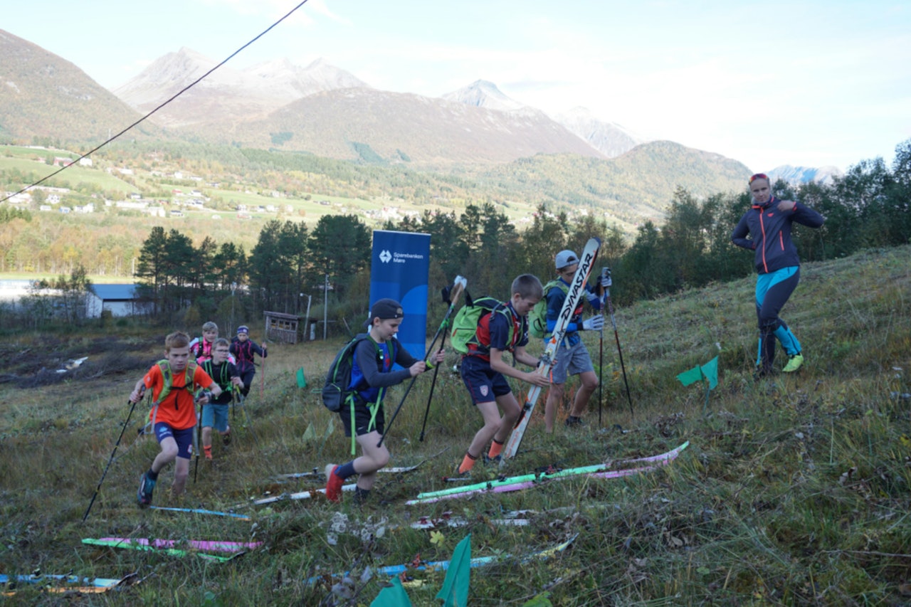 UNGDOMSCAMP: I helga ble det arrangert ungdomscamp i Isfjorden. Foto: Ola Hovdenak UNGDOMSCAMP: I helga ble det arrangert ungdomscamp i Isfjorden. Foto: Ola Hovdenak