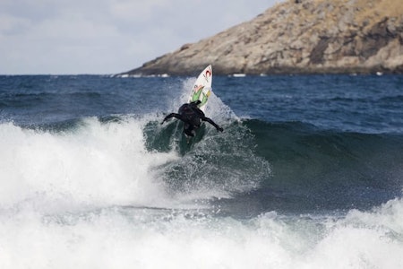 UNSTAD: Pablo Gutierrez i aksjon på bølgene på Unstad under Lofoten Masters i 2012. Arkivfoto: Christian Nerdrum UNSTAD: Pablo Gutierrez i aksjon på bølgene på Unstad under Lofoten Masters i 2012. Arkivfoto: Christian Nerdrum