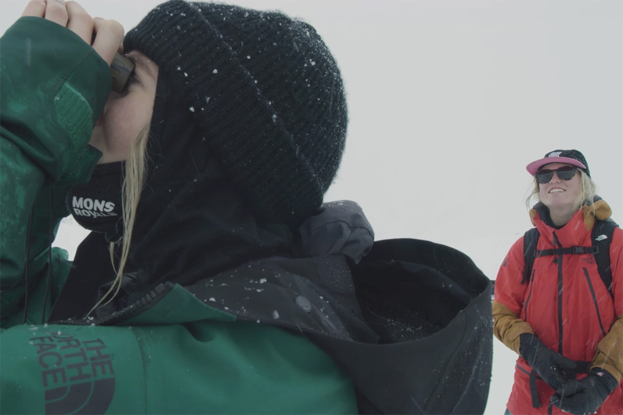 I TRAILEREN: Her er Tonje Kvivik for første gang i en MSP-trailer. Foto: Skjermdump MSP Tonje Kvivik