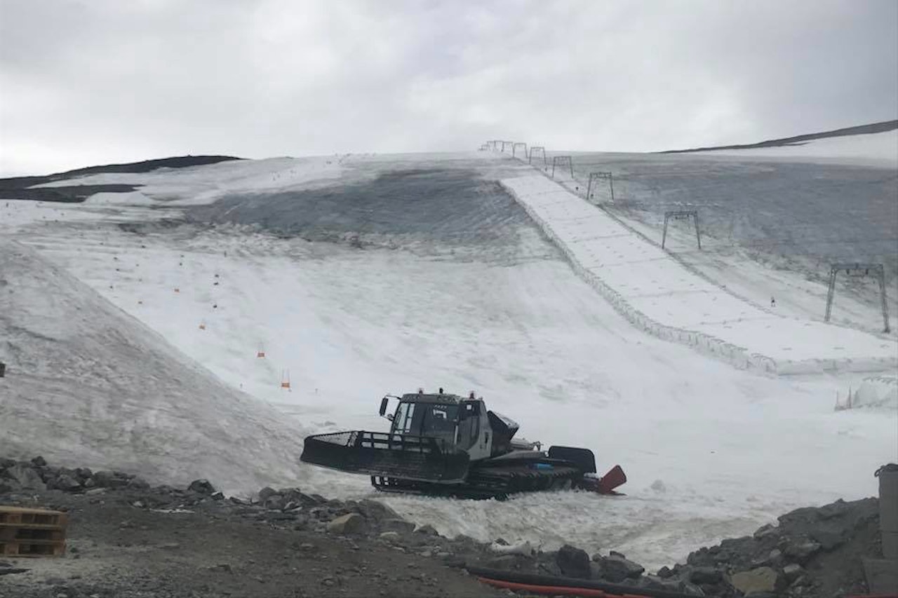 STENGT: Slik så det ut da Juvass stengte i fjor. Foto: Galdhøpiggen Sommerskisenter