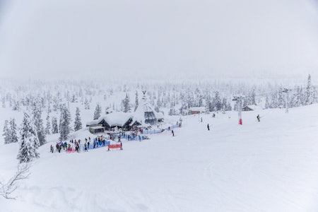 SKRED: Tre skikjørere skal ha blitt tatt i et skred på Høgevarde i Flå. Her fra skianlegget rett etter nyttår. Foto: Andreas Løve Storm Fausko Høgevarde
