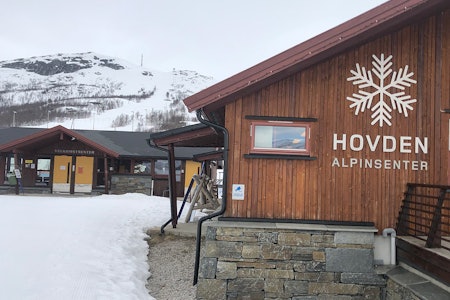 TAR REGNINGA: Hovden alpinsenter er sikret snøproduksjon denne vinteren. Bykle kommune betaler. Foto: Anders Holtet Hovden alpinsenter