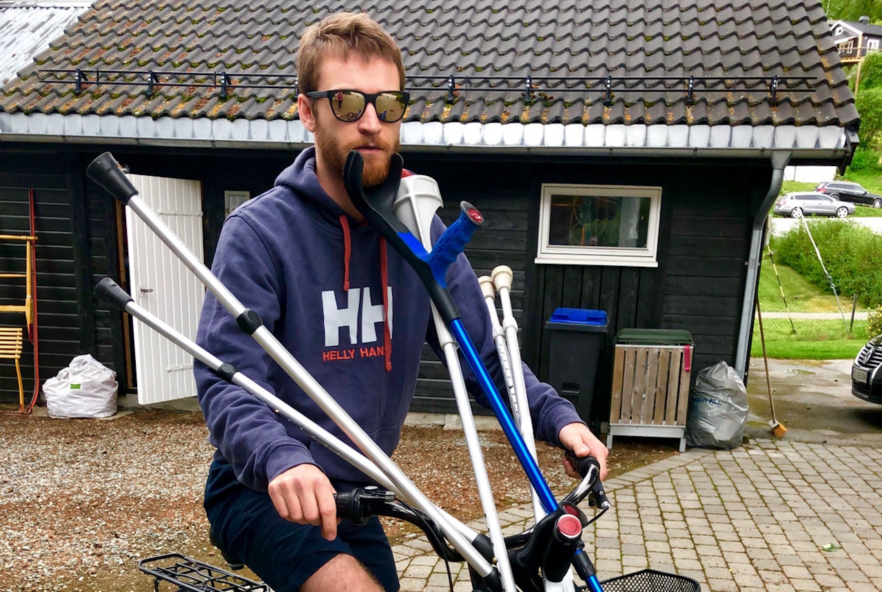 SOMME RPÅ KRYKKER: Henrik Gangsø tryna i desember og fikk fire skidager sist vinter. Denne sommeren brukes på sykling og rehab i en slags kombinasjon. SOMME RPÅ KRYKKER: Henrik Gangsø tryna i desember og fikk fire skidager sist vinter. Denne sommeren brukes på sykling og rehab i en slags kombinasjon.