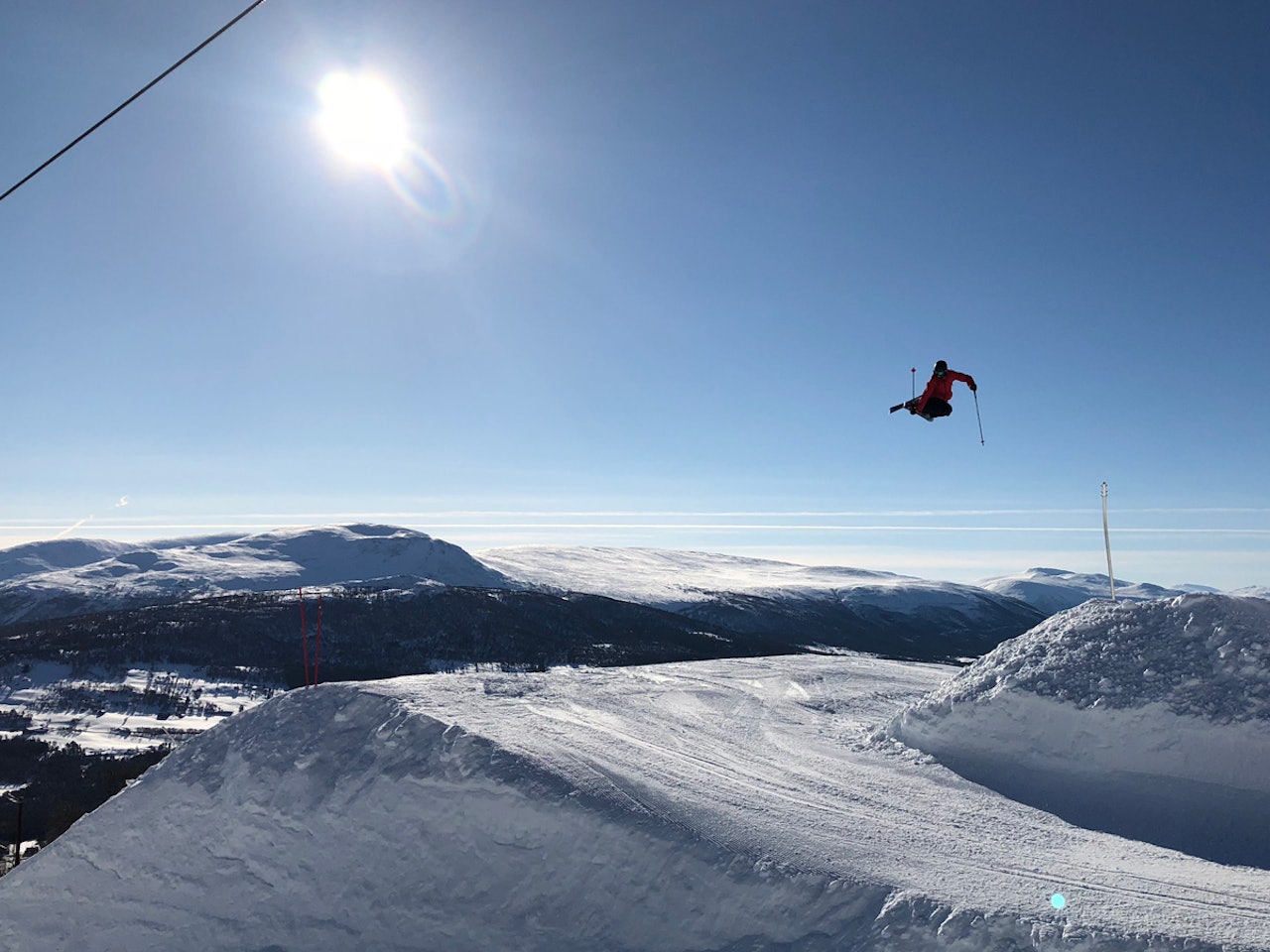 NYBYGD: Fra torsdagens testing av den nye slopestyleløypa i Oppdal. Foto: Tore Meirik NYBYGD: Fra torsdagens testing av den nye slopestyleløypa i Oppdal. Foto: Tore Meirik