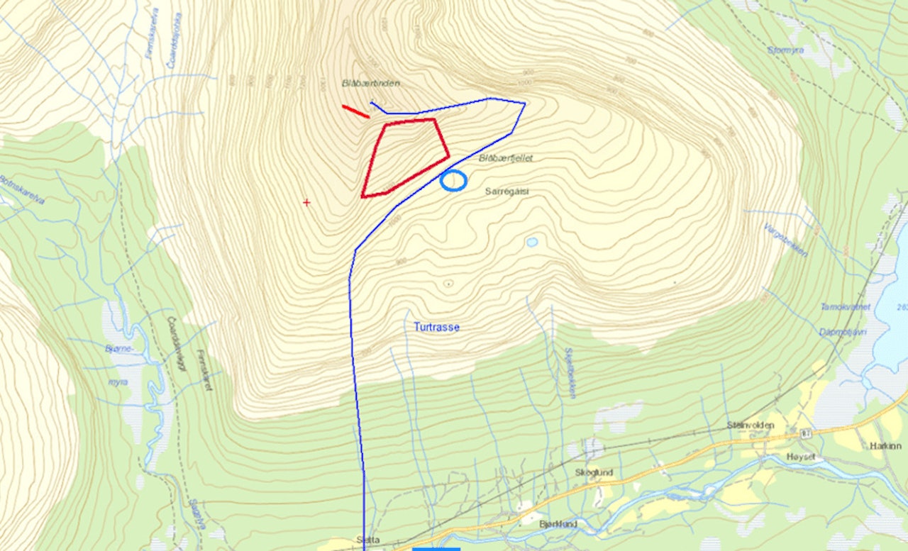 FORTSATT BEGRAVET: De fire omkomne ligger fortsatt i skredet på Blåbærtinden i Tamok, men signal fra alle fire sender/ mottakerne er mottatt. FORTSATT BEGRAVET: De fire omkomne ligger fortsatt i skredet på Blåbærtinden i Tamok, men signal fra alle fire sender/ mottakerne er mottatt.