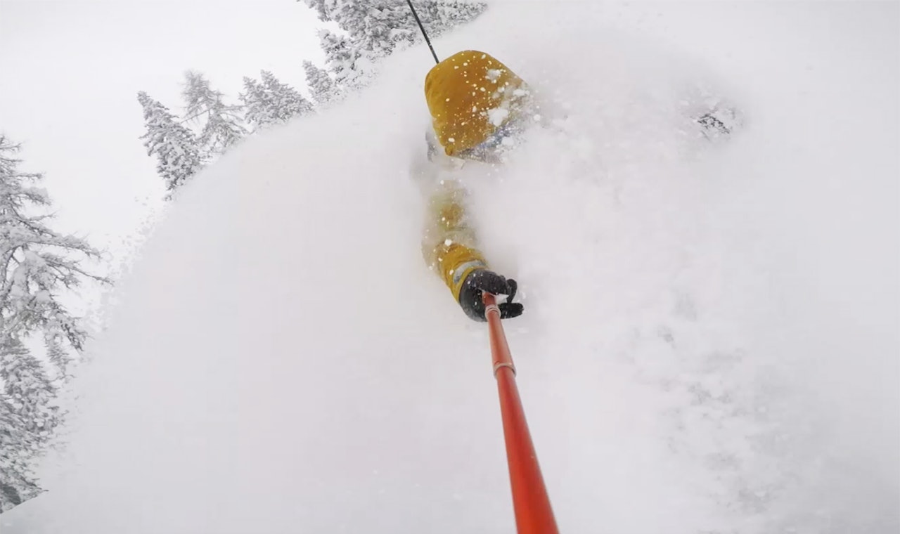 DYYYYYYYPT I ØSTERRIKE: Tidenes januarføre i Østerrike? Ivar Løvik forsyner seg i den nedsnødde skogen i Zauchensee. DYYYYYYYPT I ØSTERRIKE: Tidenes januarføre i Østerrike? Ivar Løvik forsyner seg i den nedsnødde skogen i Zauchensee.