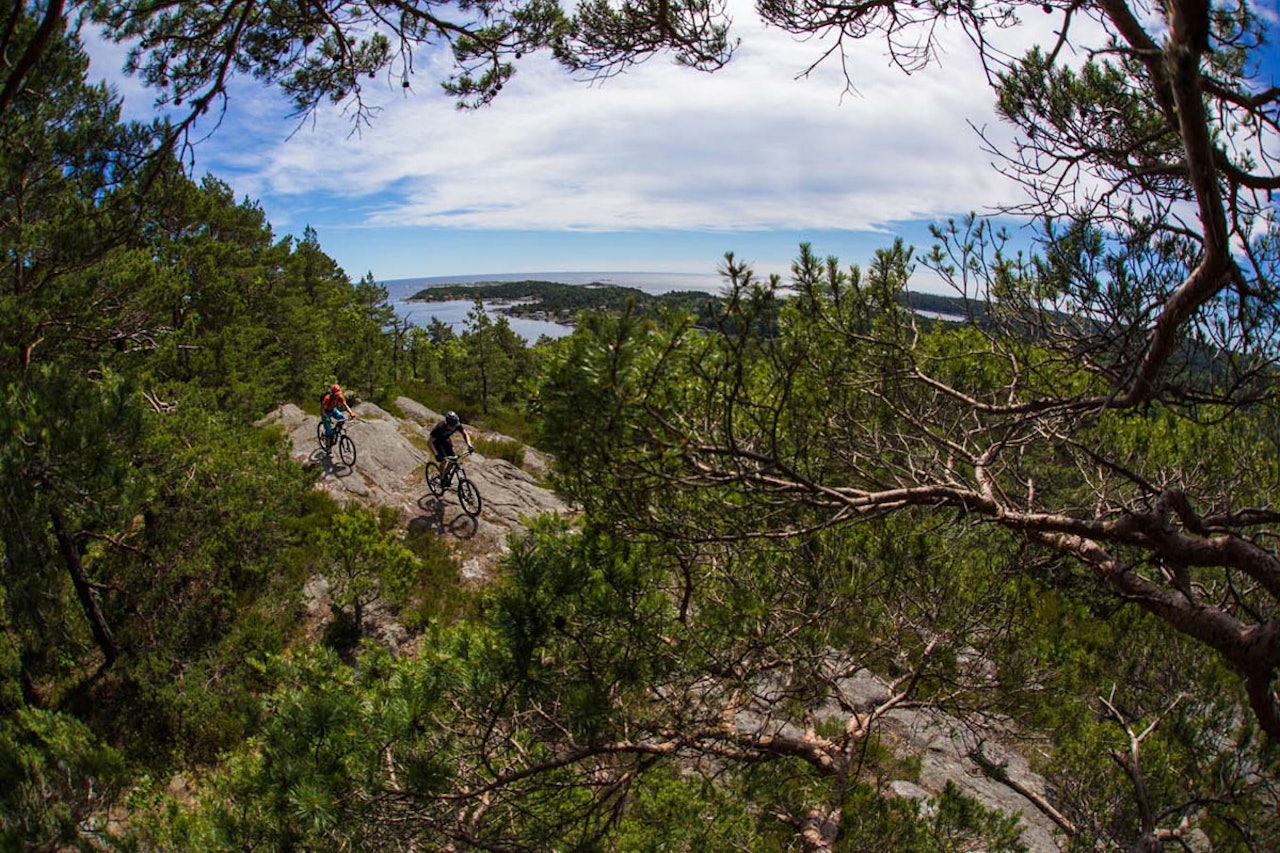 FANTASTISK: Omgivelsene er upåklagelige på sykkelturen. Foto: Thomas B. Svendsen FANTASTISK: Omgivelsene er upåklagelige på sykkelturen. Foto: Thomas B. Svendsen