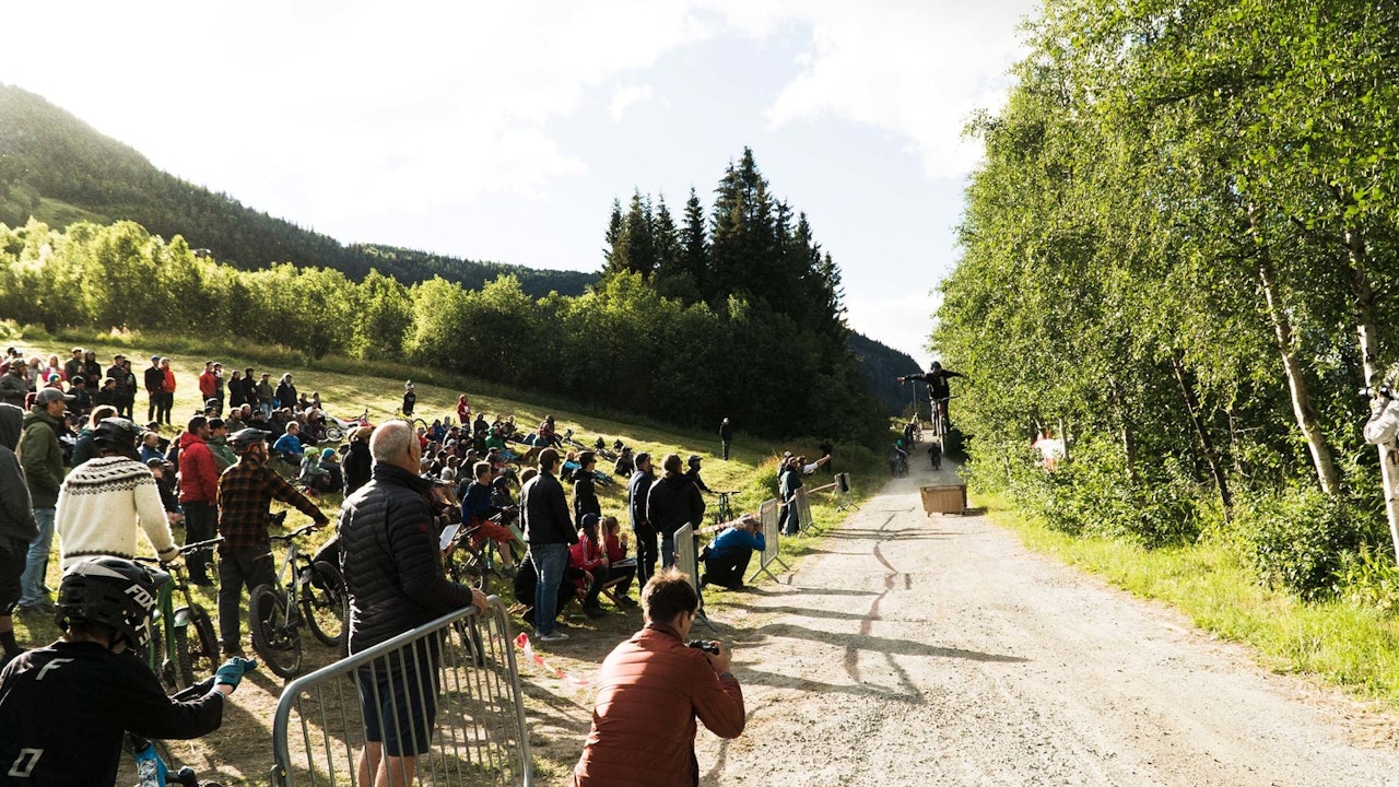Det var et flott oppmøte på festivalens første dag og første aktivitet. Det var et flott oppmøte på festivalens første dag og første aktivitet.