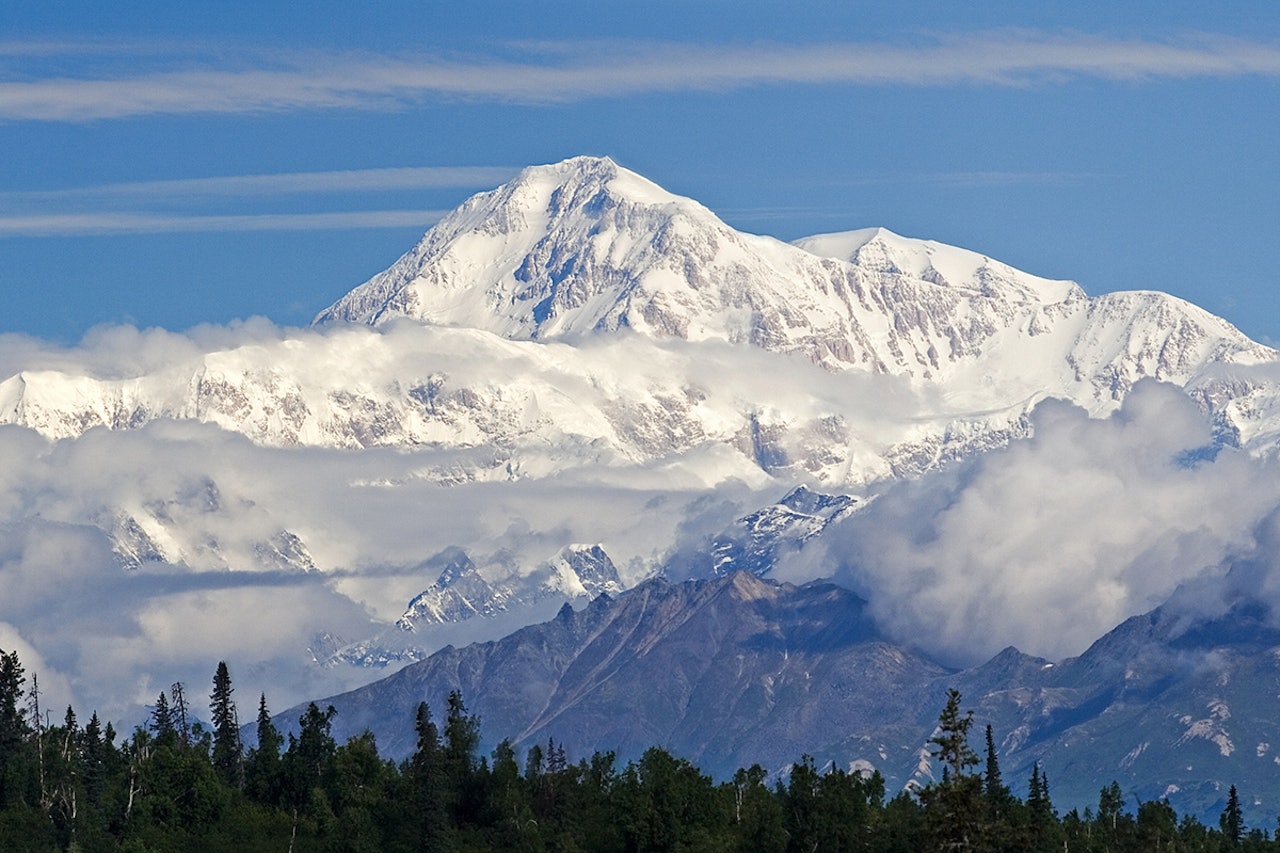 DENALI: Natt til mandag nådde den norske gjengen toppen av Denali, og fikk fin skikjøring ned en renne. Foto: Wikimedia DENALI: Natt til mandag nådde den norske gjengen toppen av Denali, og fikk fin skikjøring ned en renne. Foto: Wikimedia