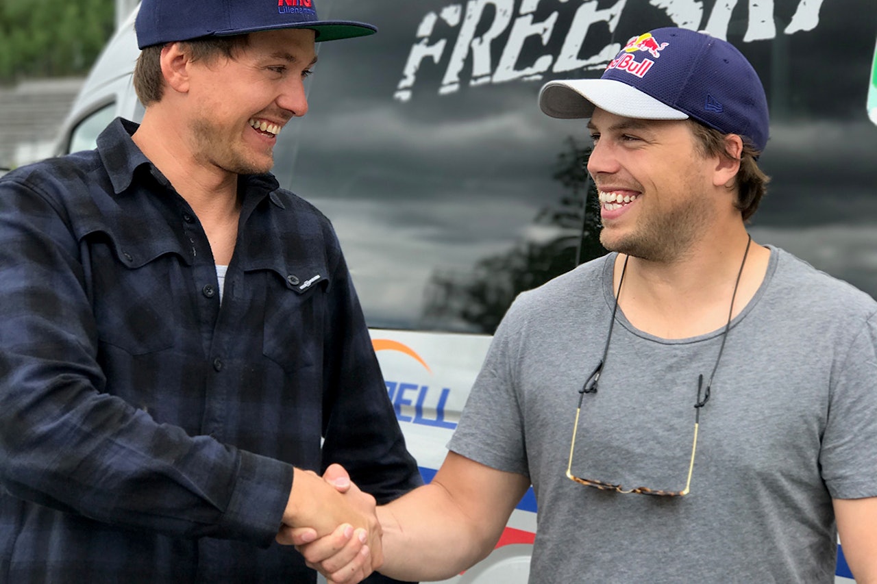 NY TRENER: PK Hunder blir ny trener. Her sammen med hovedtrener Espen Berg-Johnsen. Foto: NTG Lillehammer NY TRENER: PK Hunder blir ny trener. Her sammen med hovedtrener Espen Berg-Johnsen. Foto: NTG Lillehammer