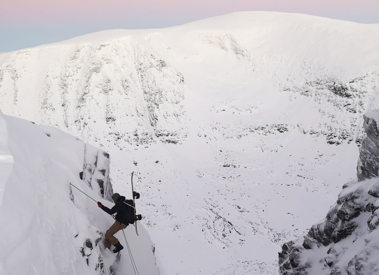 SEIER: Bildet fra Øksehogget fikk nesten 2/3 av stemmene denne uka, og tok en klar seier. Foto: Eivind Aanensen SEIER: Bildet fra Øksehogget fikk nesten 2/3 av stemmene denne uka, og tok en klar seier. Foto: Eivind Aanensen
