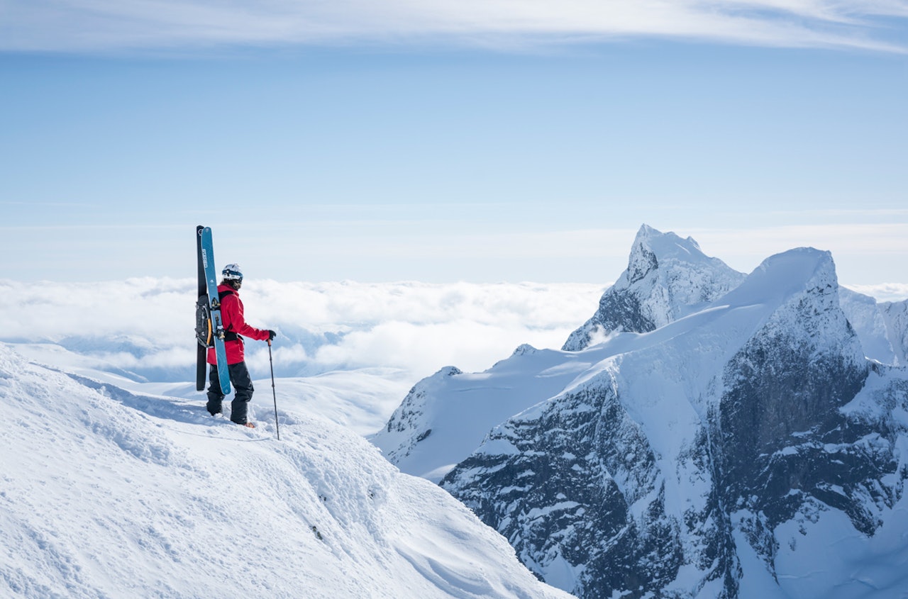 ANSETTER FOLK OG ØKER PRODUKSJONEN: Stereo skis varsler økt satsing etter braksuksess med folkefinansieringskampanje på internett. Målet er å tidoble skisalget på fem år. Foto: Vegard Aasen ANSETTER FOLK OG ØKER PRODUKSJONEN: Stereo skis varsler økt satsing etter braksuksess med folkefinansieringskampanje på internett. Målet er å tidoble skisalget på fem år. Foto: Vegard Aasen