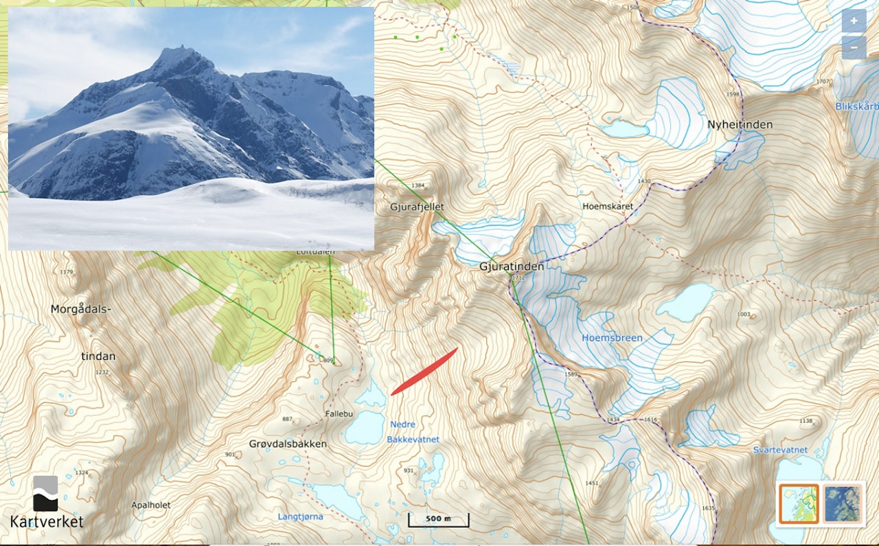 NÆRE PÅ: Ulykken skjedde på Gjuratind i Romsdalen. Det røde feltet markerer skredbanen. 