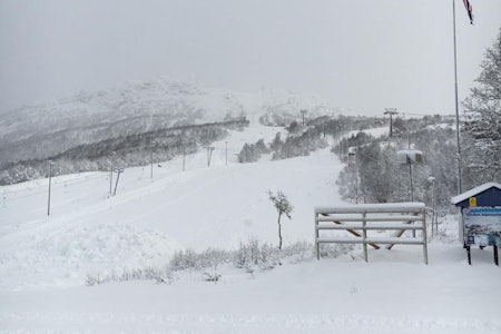 SESONGÅPNER: Fredag åpner Hovden Alpinsenter heisene. Foto: Hovden Alpinsenter