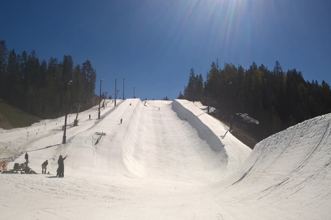 HOLDER ÅPENT: Slik ser pipen i Wyller ut nå. Foto: Oslo Vinterpark HOLDER ÅPENT: Slik ser pipen i Wyller ut nå. Foto: Oslo Vinterpark