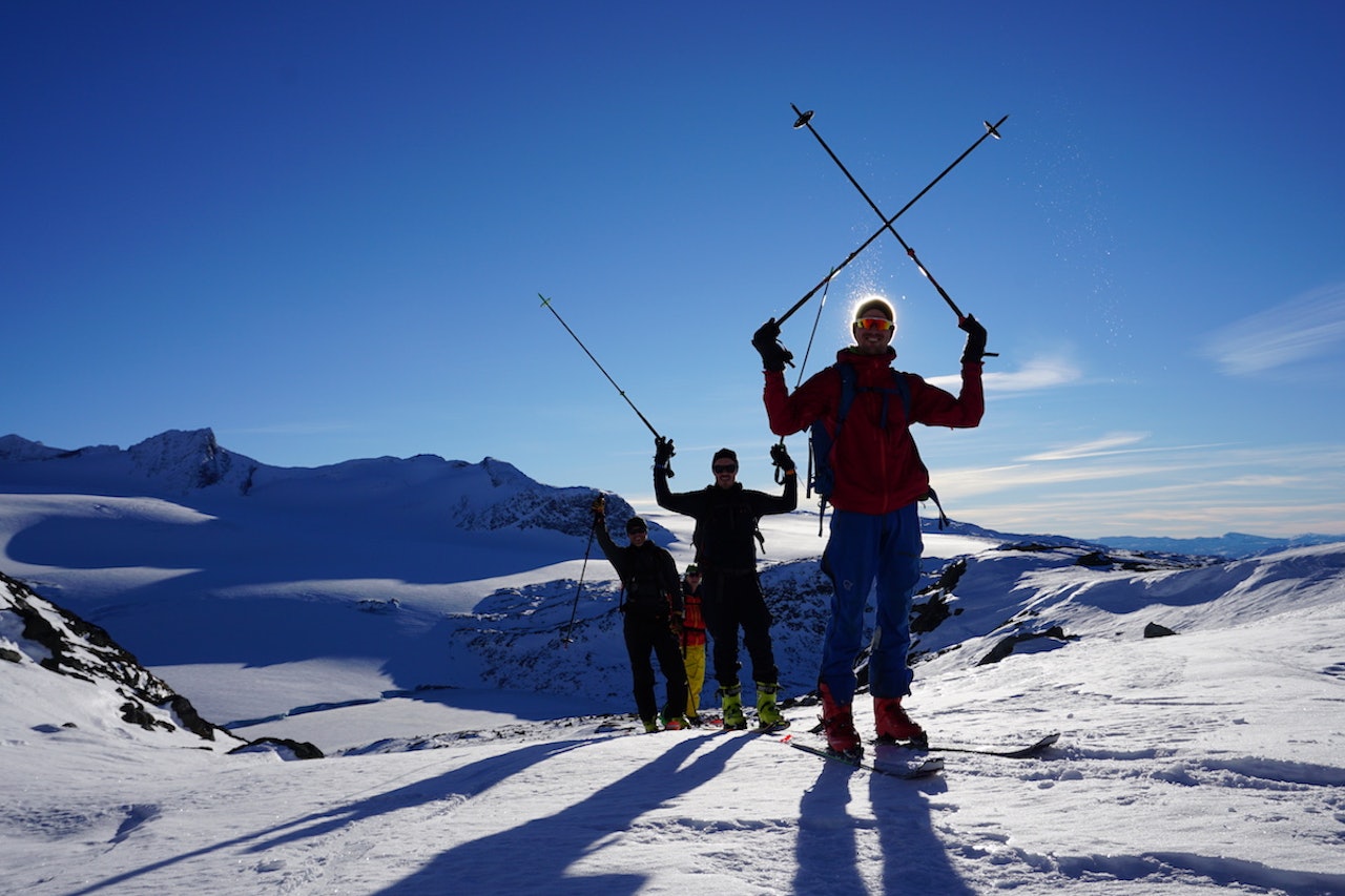Lom Skifestival var først ut av vinterens toppturfestivaler, og helgas forhold skuffet ikke. Foto: Kjersti Kvamme