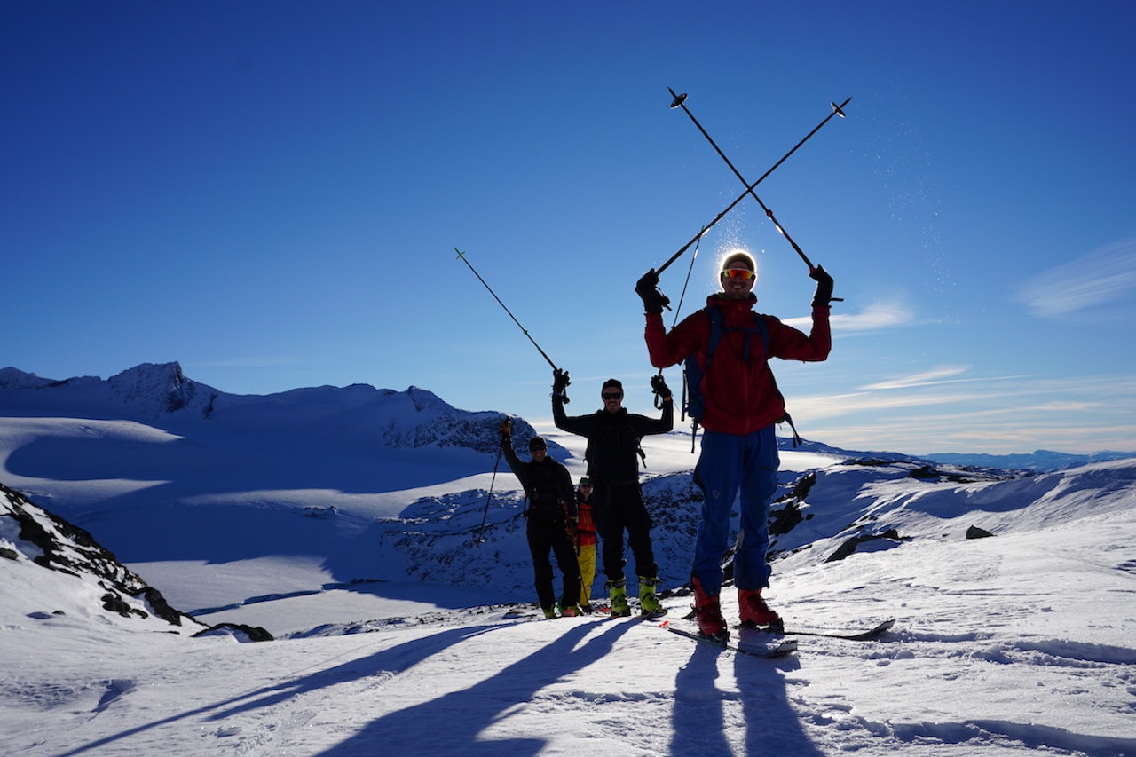 Lom Skifestival var først ut av vinterens toppturfestivaler, og helgas forhold skuffet ikke. Foto: Kjersti Kvamme Lom Skifestival var først ut av vinterens toppturfestivaler, og helgas forhold skuffet ikke. Foto: Kjersti Kvamme