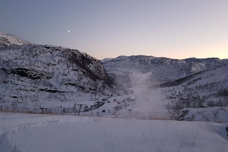SNØ: Eikedalen er hvitt og fint tirsdag morgen. Foto: Eikedalen Skisenter SNØ: Eikedalen er hvitt og fint tirsdag morgen. Foto: Eikedalen Skisenter