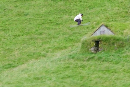 SLUTT Å MAS OM SNØ: ...det trengs nemlig ikke. SLUTT Å MAS OM SNØ: ...det trengs nemlig ikke.