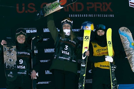 ENDELIG TILBAKE: Tiril Sjåstad Christiansen der vi vil se henne; på toppen av pallen. Foto: Luke Allen/ Nor Freeski ENDELIG TILBAKE: Tiril Sjåstad Christiansen der vi vil se henne; på toppen av pallen. Foto: Luke Allen/ Nor Freeski