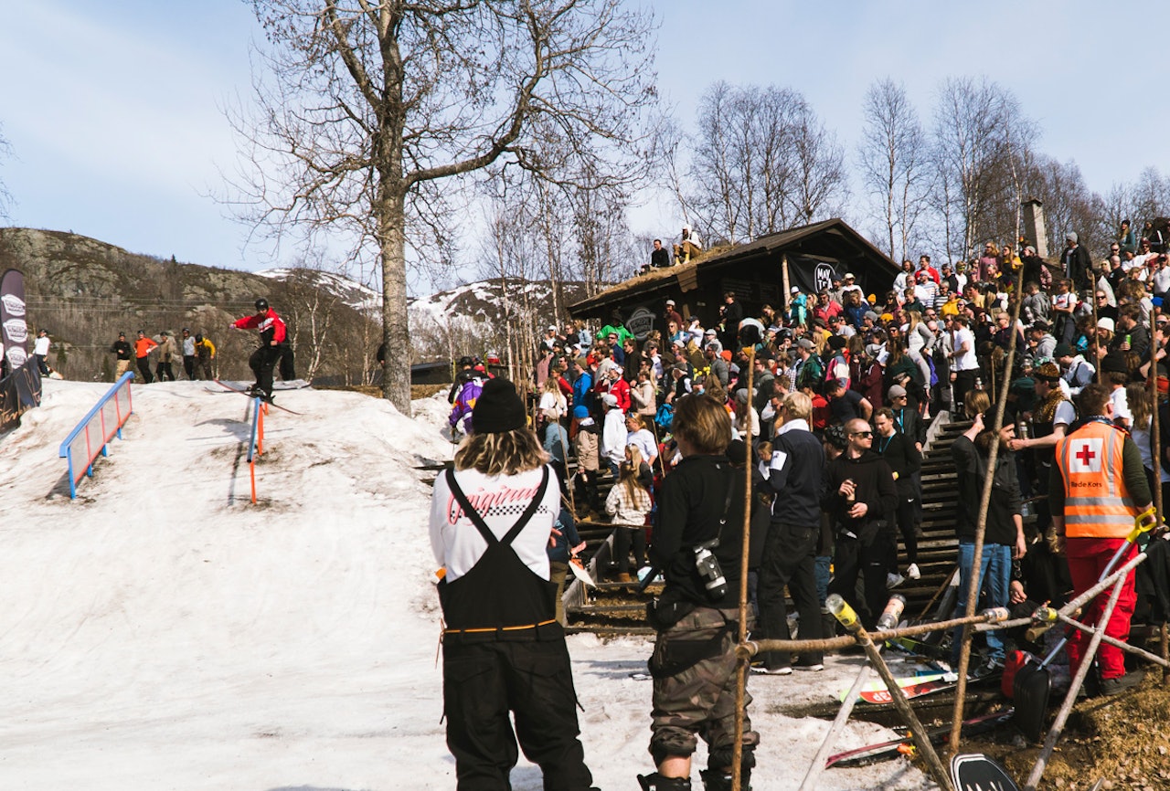 FOLKSOMT: Det var god trøkk og bra oppmøte når 50 av Norges beste ski og brettutøvere stilte til start, Gaute Foss Morken på ski. FOLKSOMT: Det var god trøkk og bra oppmøte når 50 av Norges beste ski og brettutøvere stilte til start, Gaute Foss Morken på ski.
