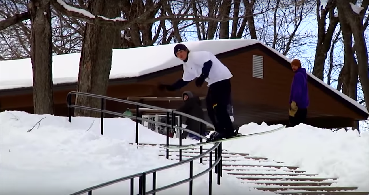 KREVENDE: Det ryktes at Tom Wallisch brukte to dager på å ikke få til denne s-railen, Siver Voll får det til å se enkelt ut. KREVENDE: Det ryktes at Tom Wallisch brukte to dager på å ikke få til denne s-railen, Siver Voll får det til å se enkelt ut.