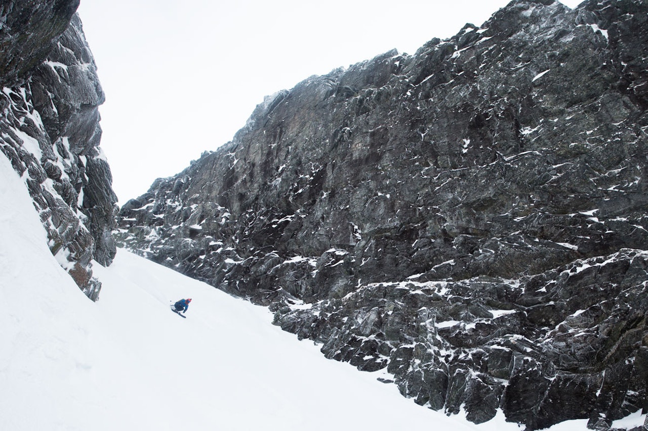 THE BIG MAMA OG TRYGVE: Programleder Trygve Sande på vei ned Furuveita på Nordmøre. Foto: Tore Meirik THE BIG MAMA OG TRYGVE: Programleder Trygve Sande på vei ned Furuveita på Nordmøre. Foto: Tore Meirik