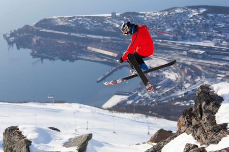 HISTORISK: Mye rart har skjedd i Narvik opp gjennom historien, men aldri før har det vært frikjøringskonkurranse der. Det blir det endring på nå! Foto: Jan Arne Pettersen
