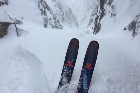 RENNEKJØRING: Kaj Zackrisson kjører denne renna i Narvik. Foto: Privat RENNEKJØRING: Kaj Zackrisson kjører denne renna i Narvik. Foto: Privat